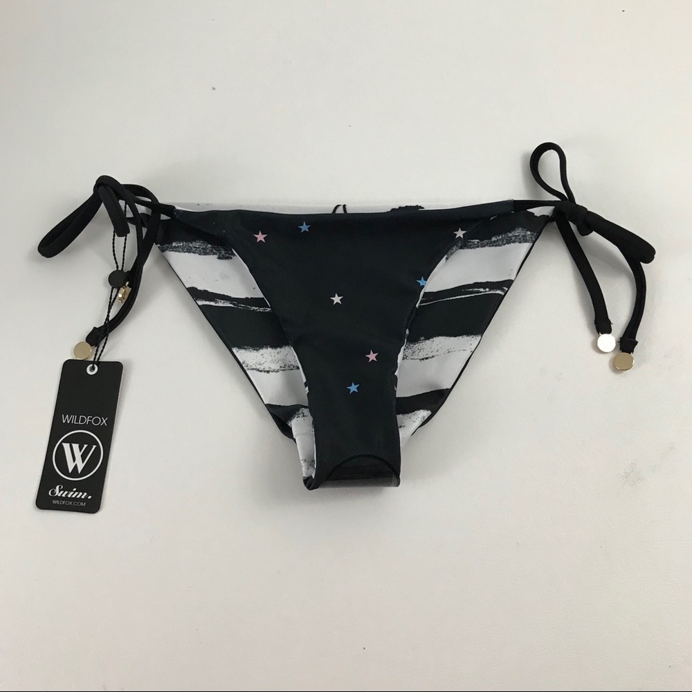 WILDFOX Reversible Stars Stripes Bikini Bottoms B2 - Picture 6 of 7